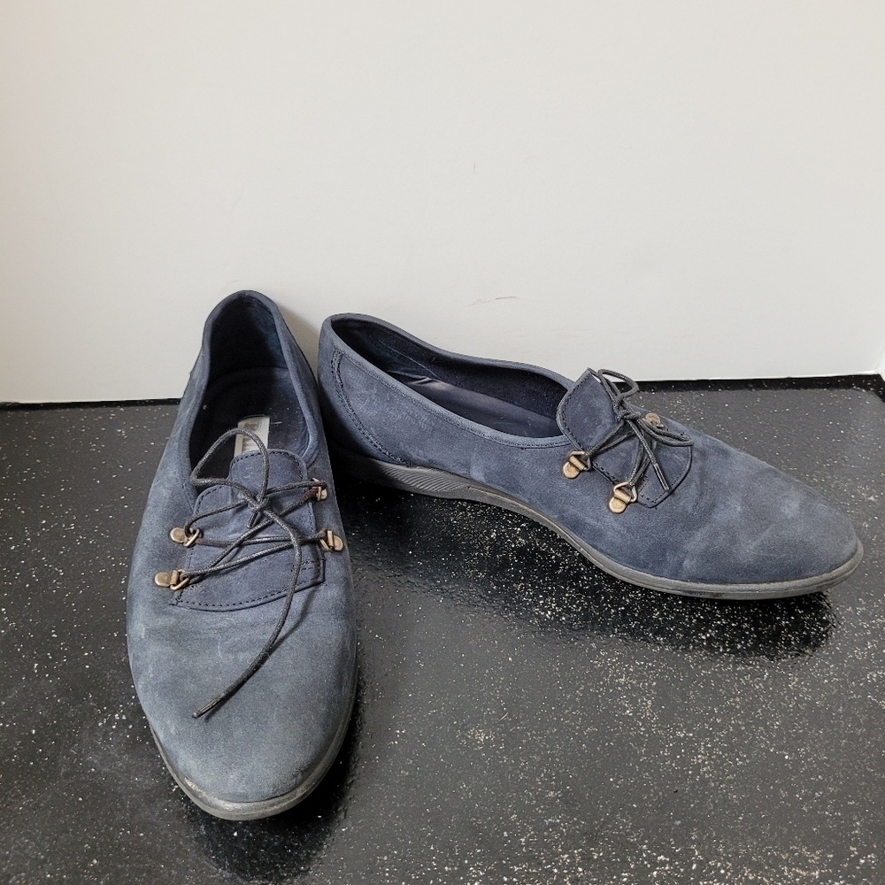 Bally Navy Suede Shoes